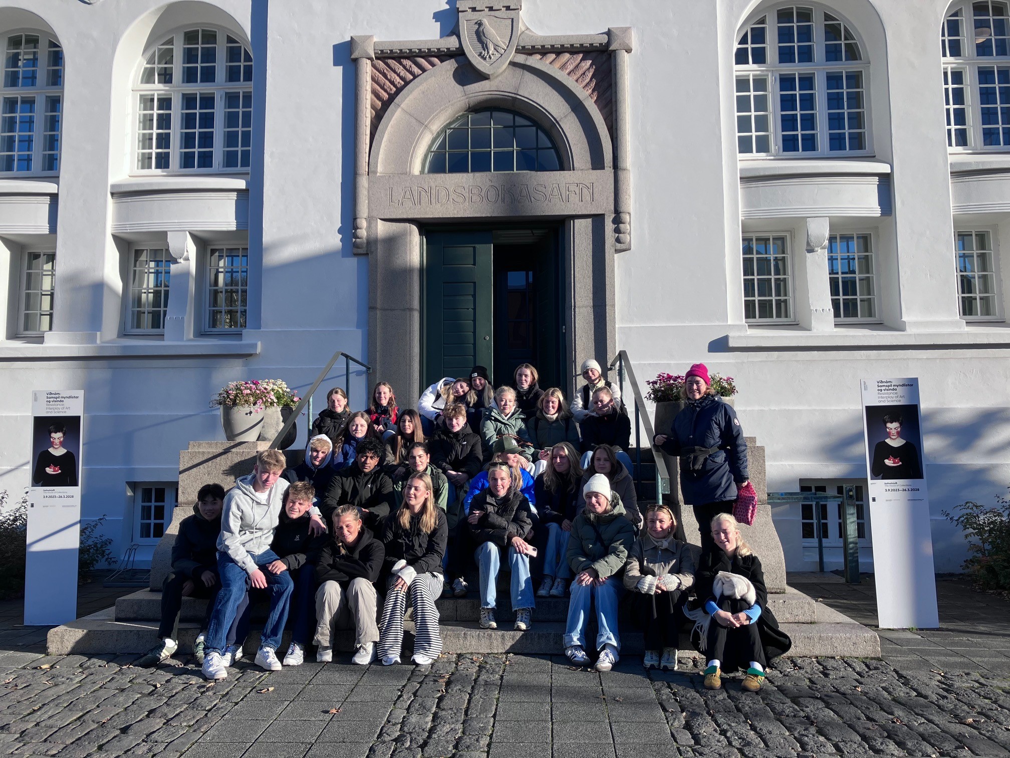 2u foran Kunstmuseet.jpg