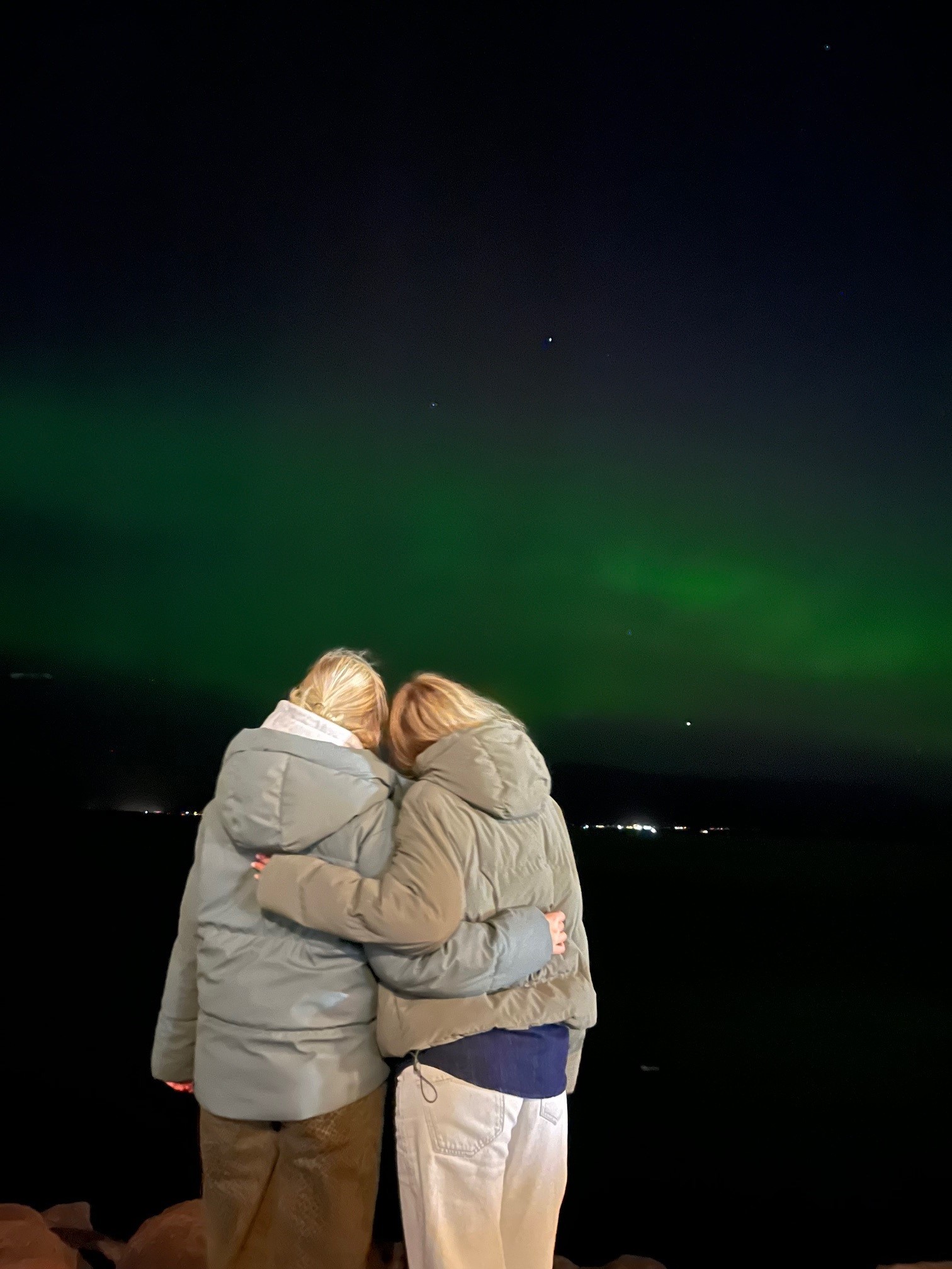 Venindekram og nordlys.jpg