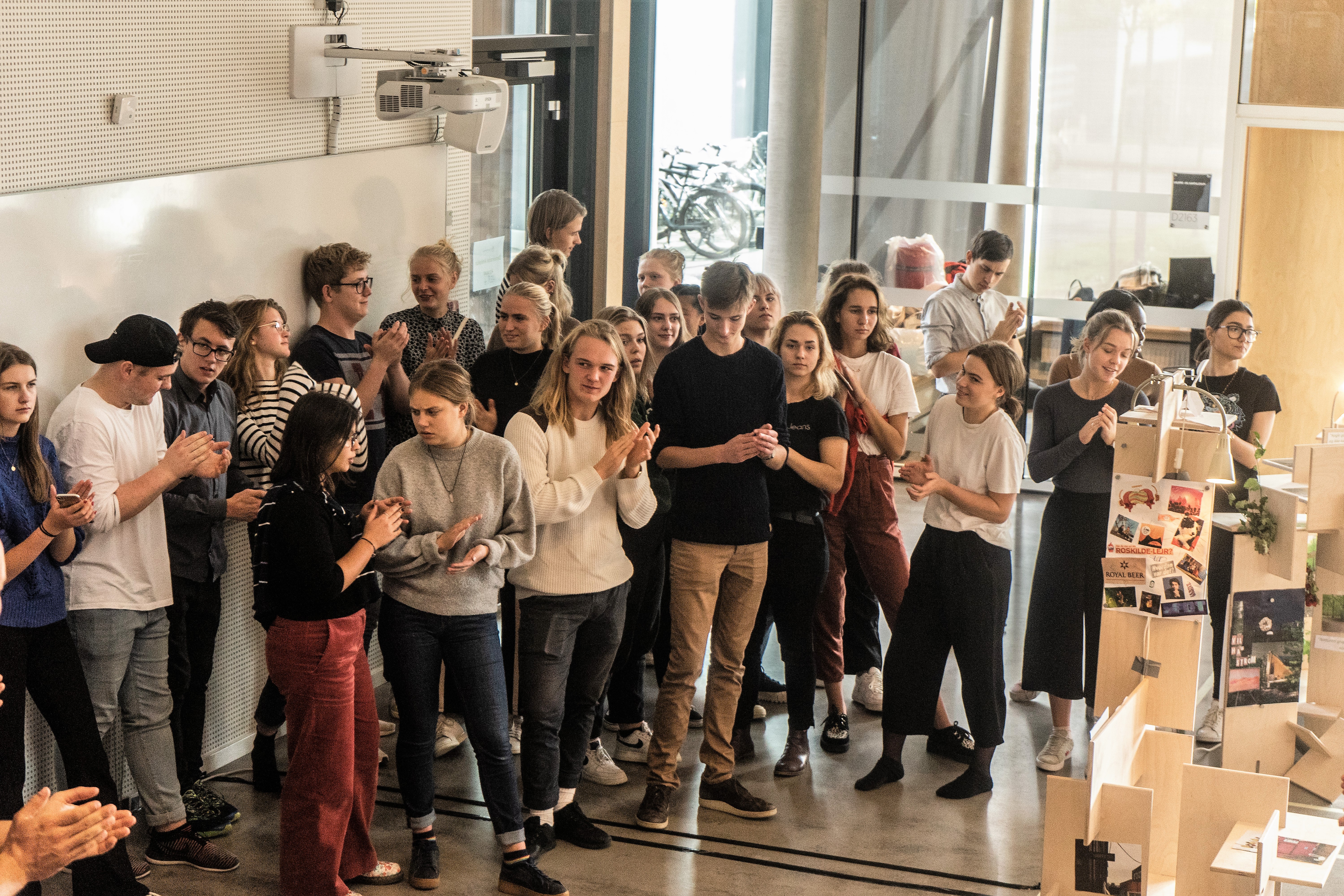 FORSAMLING Globale Gymnasier Demokratisk Arkitektur III.jpg