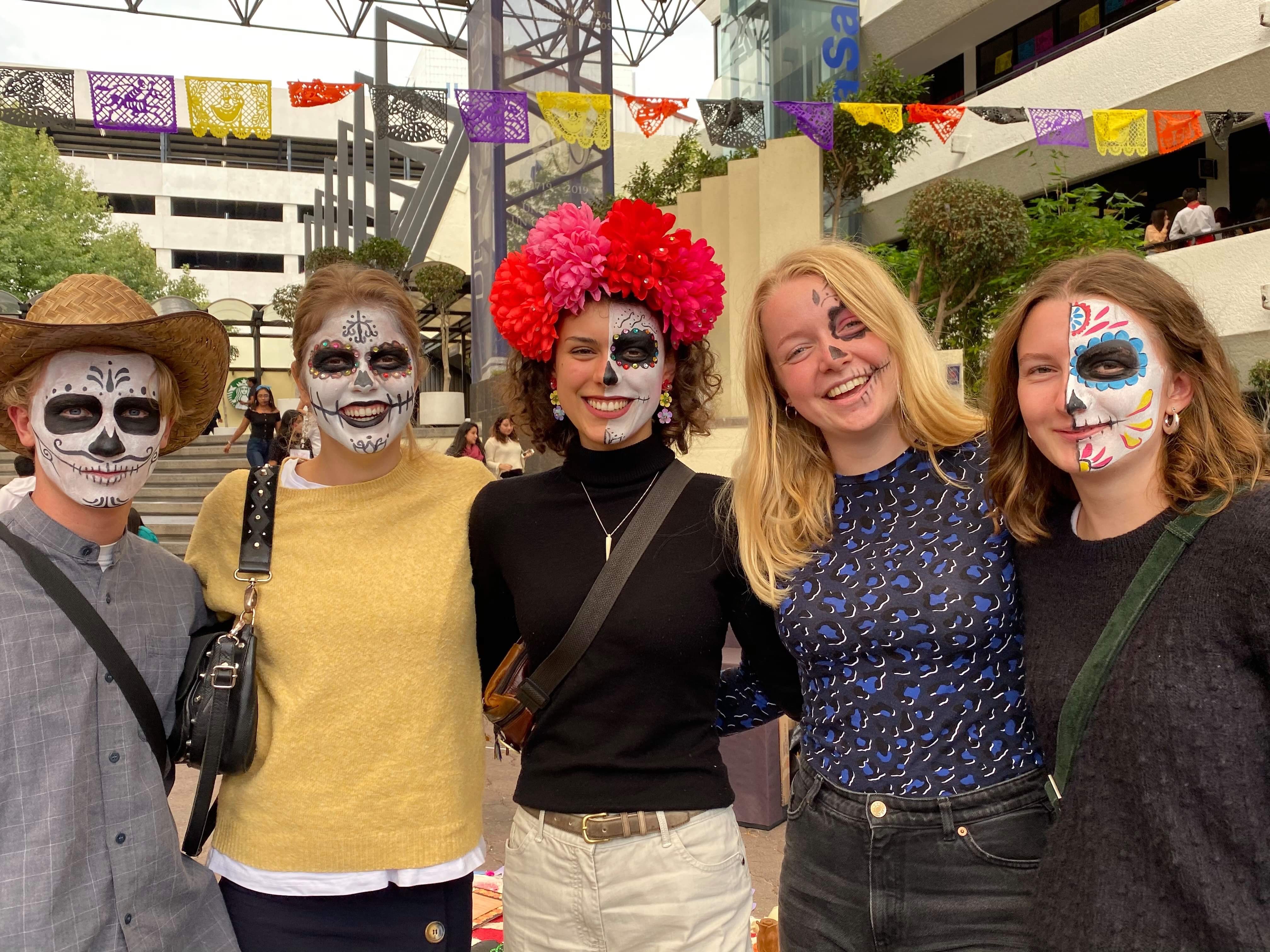 El día de los muertos på La salle 2019.JPG